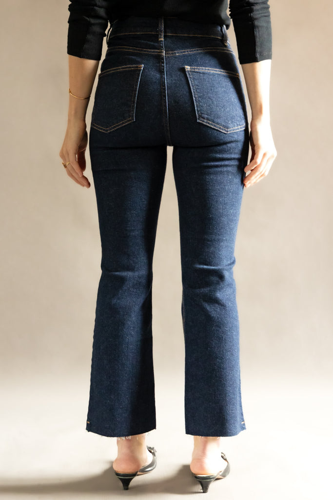 The Best Jeans For Short Women - Piccoli